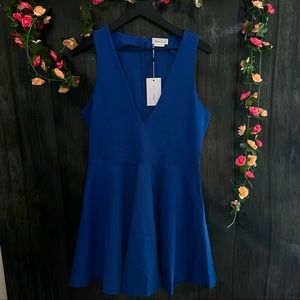 Lover + Friends blue casual dress Size large